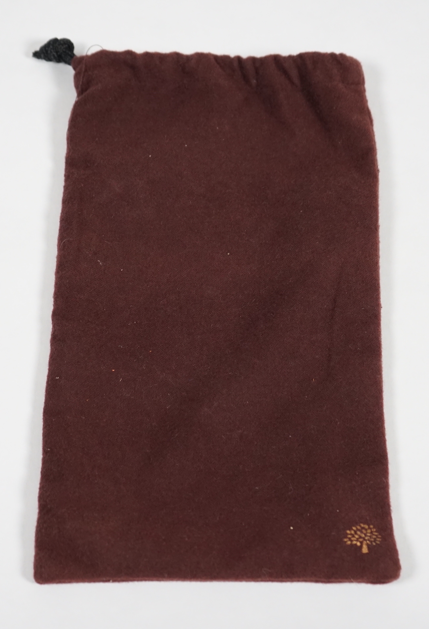 A Mulberry cherry red patent leather Charlie Pouch, width 20cm, height 13cm